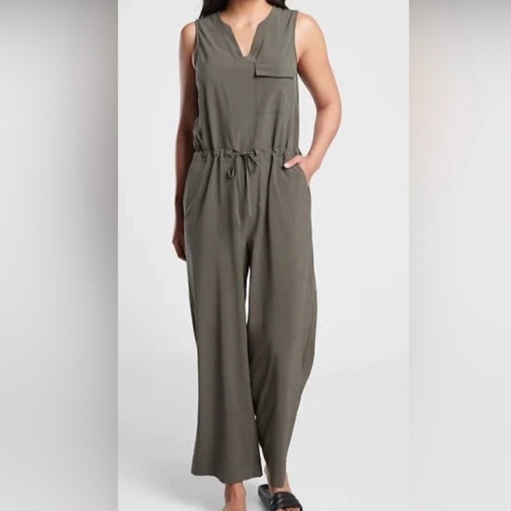 Athleta Small Army Green Cinch Waist Jumpsuit